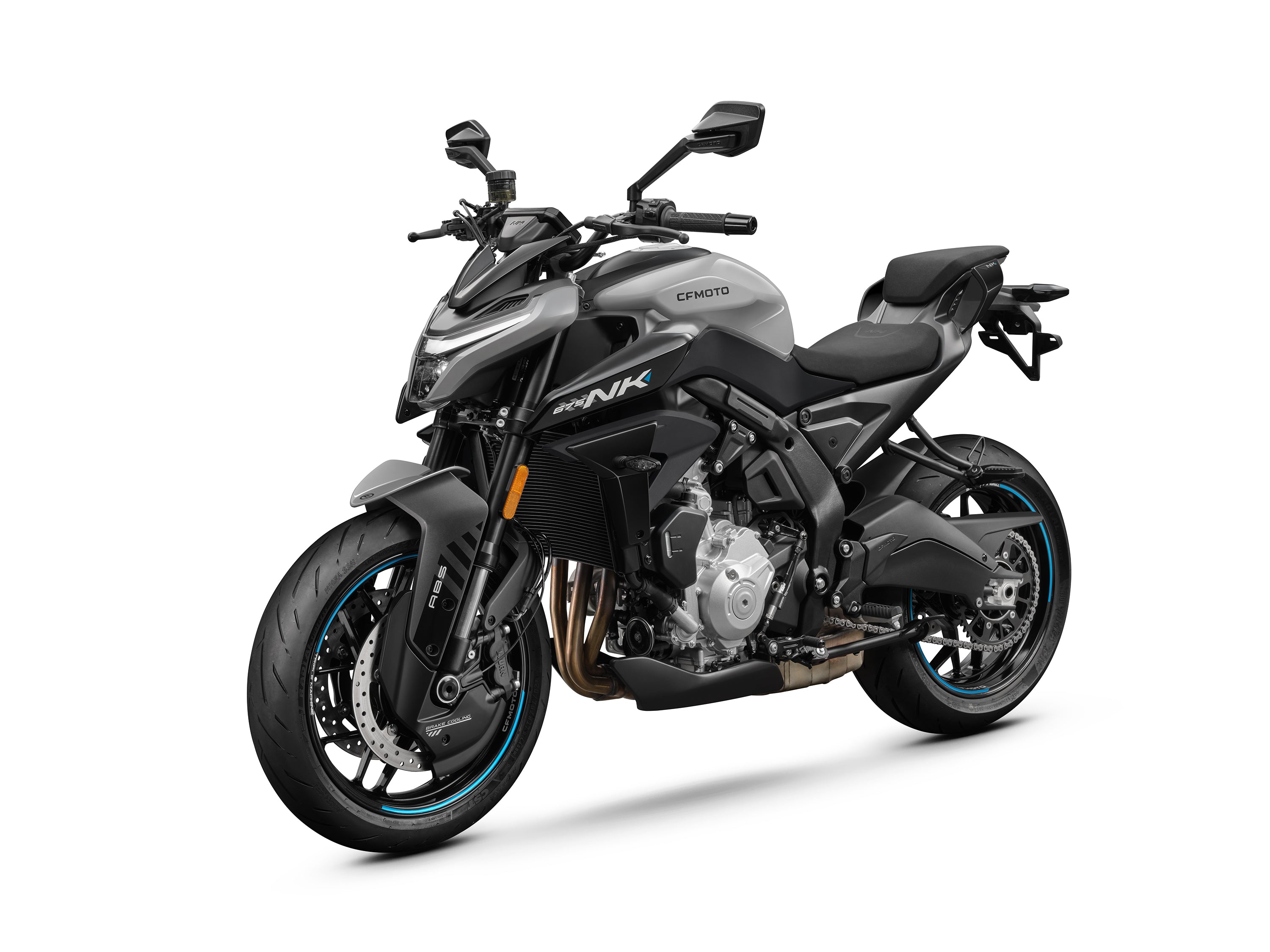 CFMOTO 675NK